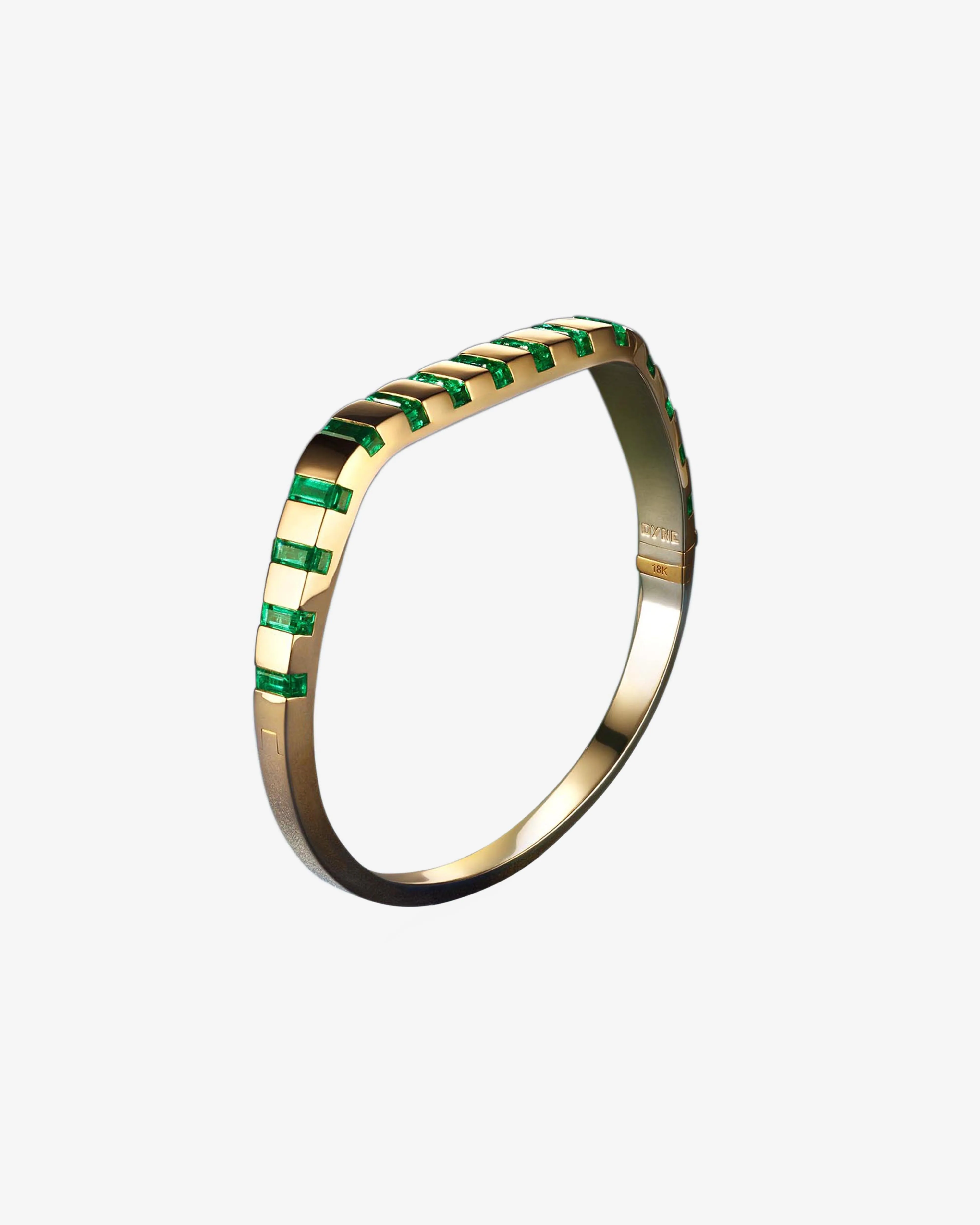 Dyne - Women's Nemes Bangle - (Yellow Gold/Emerald)