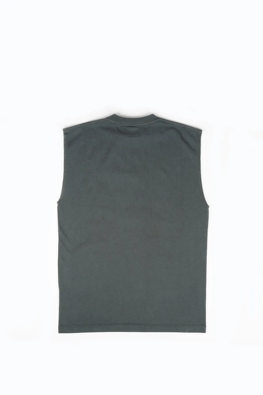 GR10K SEASONS UTILITY SLEEVE LESS T-SHIRT WITH PATCH ANTRACITE