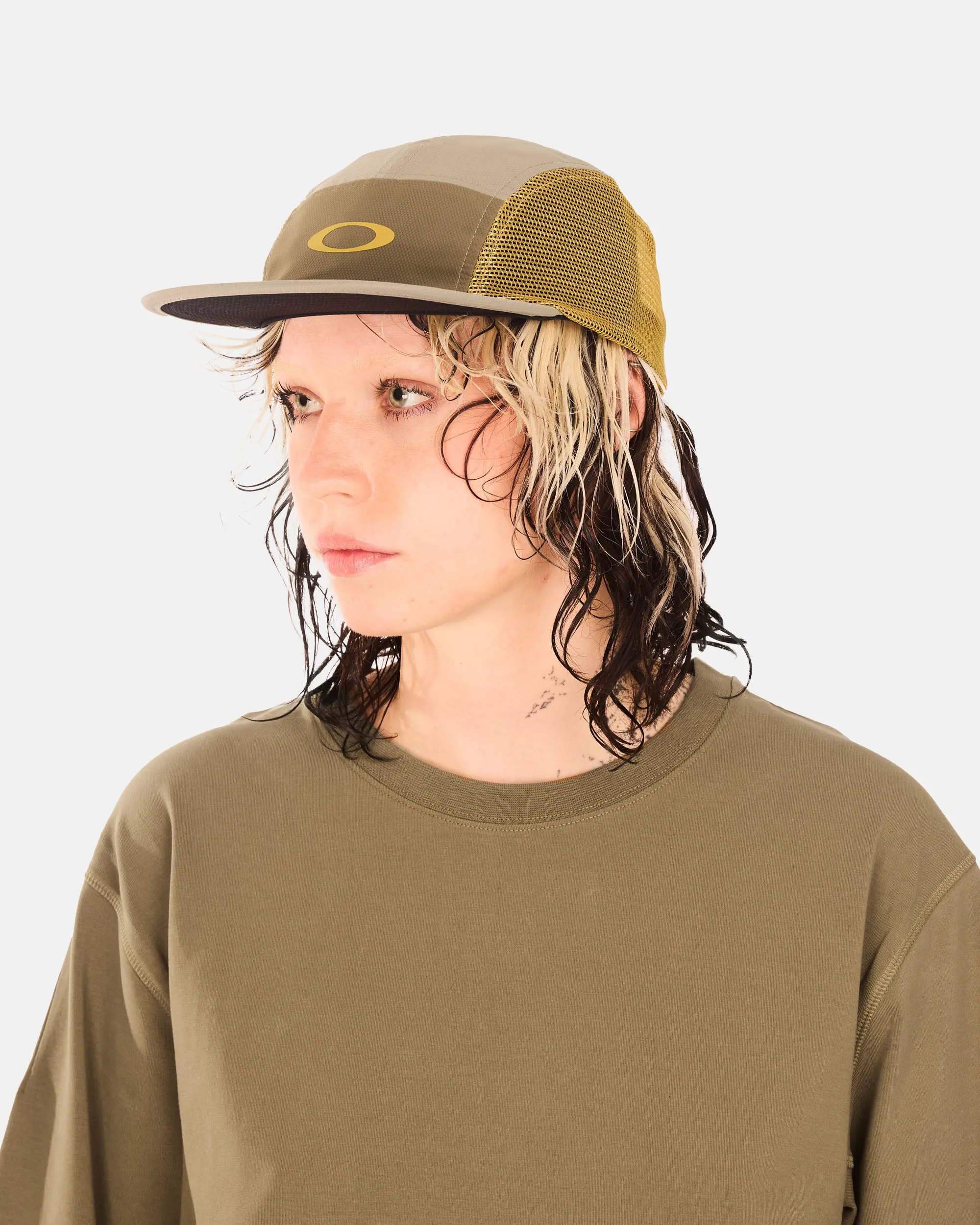 Latitude Arc Cap
