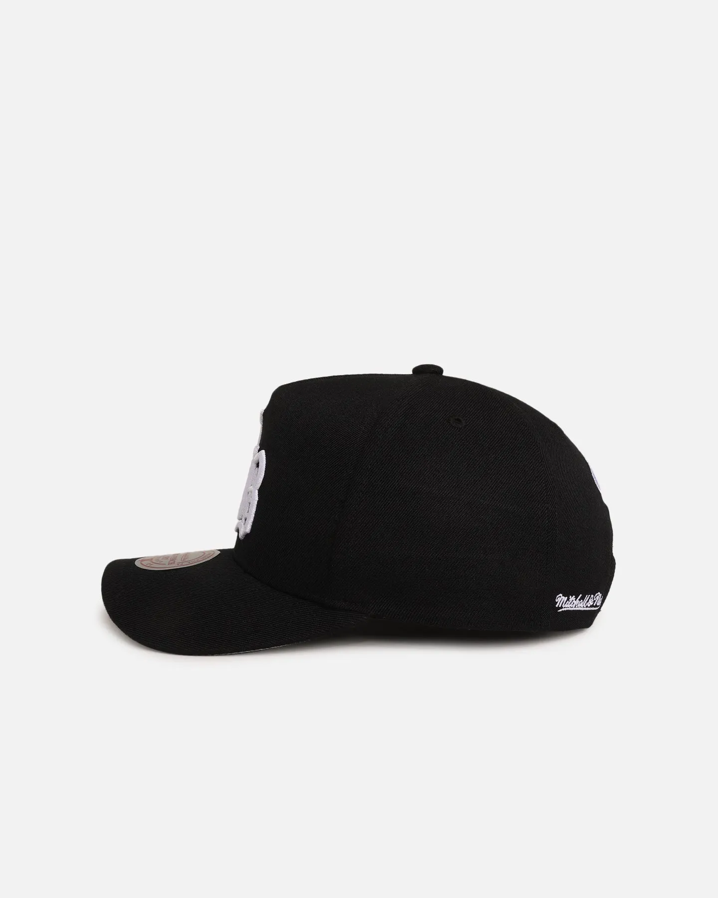 Mitchell & Ness Chicago Bulls 'Monogram' Pro Pinch Snapback Black