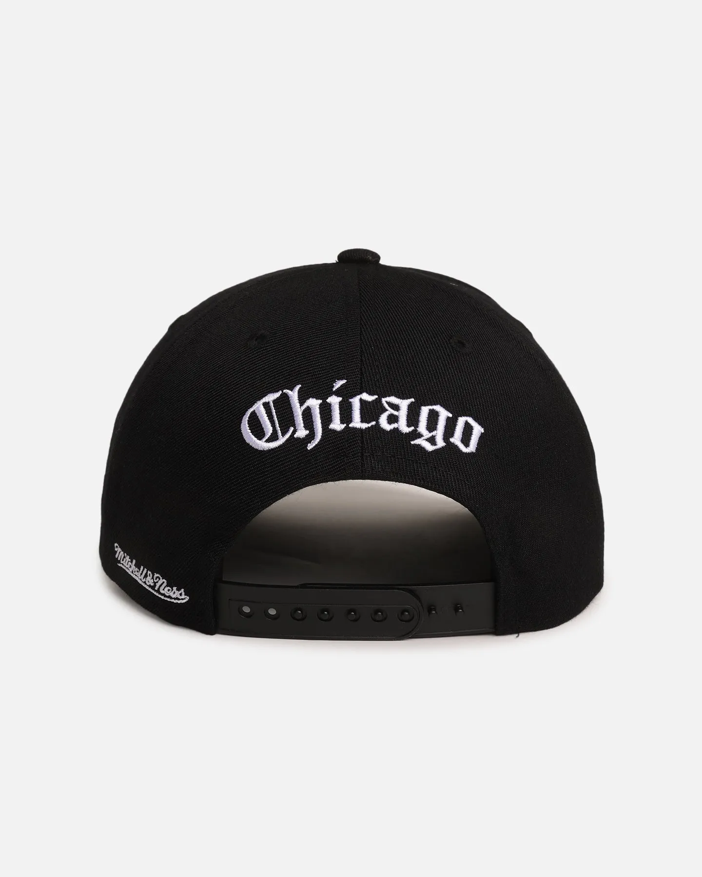 Mitchell & Ness Chicago Bulls 'Monogram' Pro Pinch Snapback Black