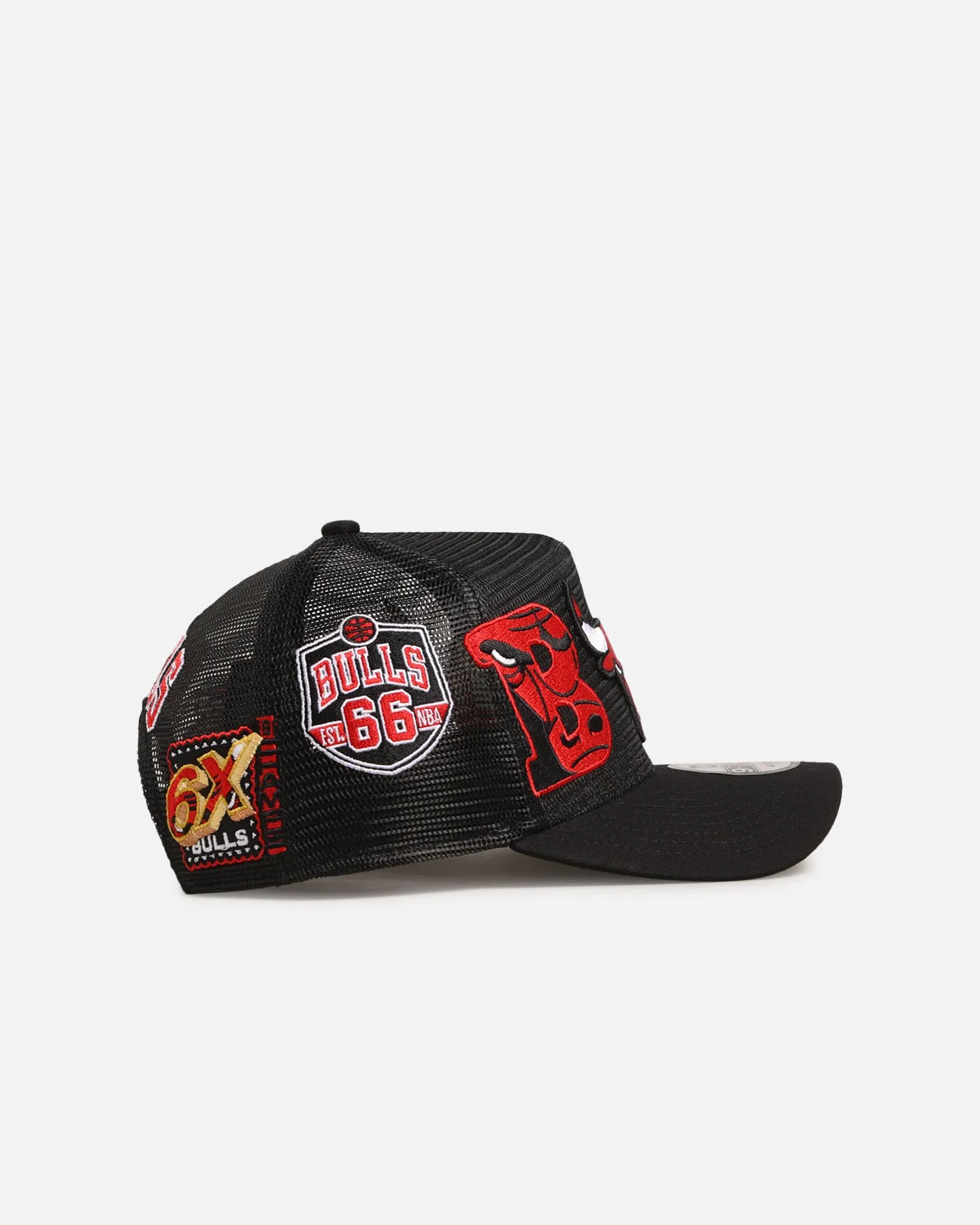 New Era Chicago Bulls 'Mesh Crown All Over Logos' 9FORTY A-Frame Snapback Official Team Colour