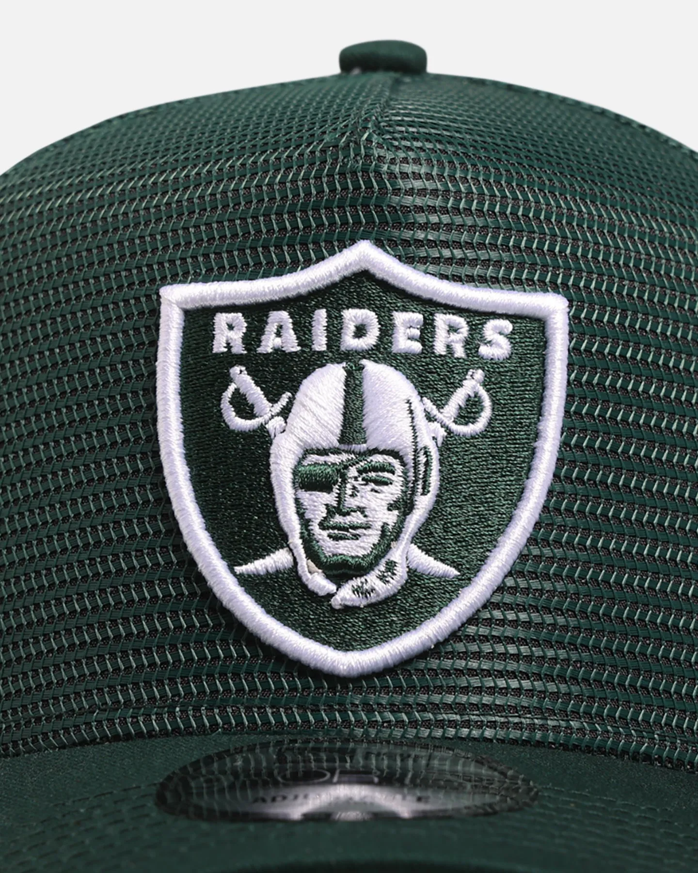 New Era Las Vegas Raiders 'Polychromatic Mesh' 9FORTY A-Frame Snapback Dark Green/White