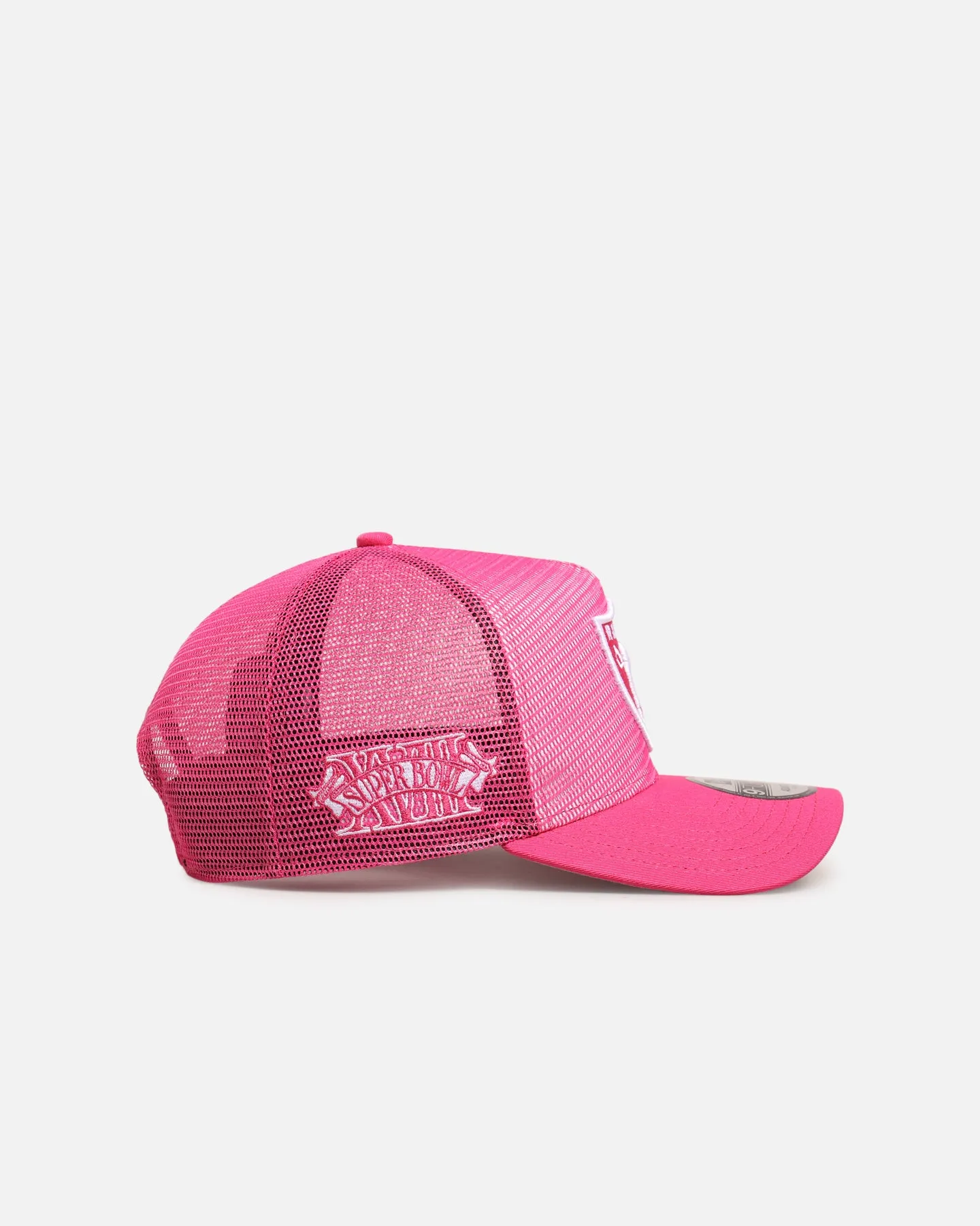 New Era Las Vegas Raiders 'Polychromatic Mesh' 9FORTY A-Frame Snapback Pink